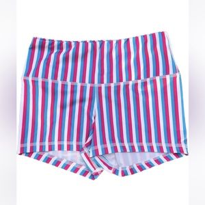 🎯❤️NWOT Fleo Riki Colab Shorts DNDL Size XS